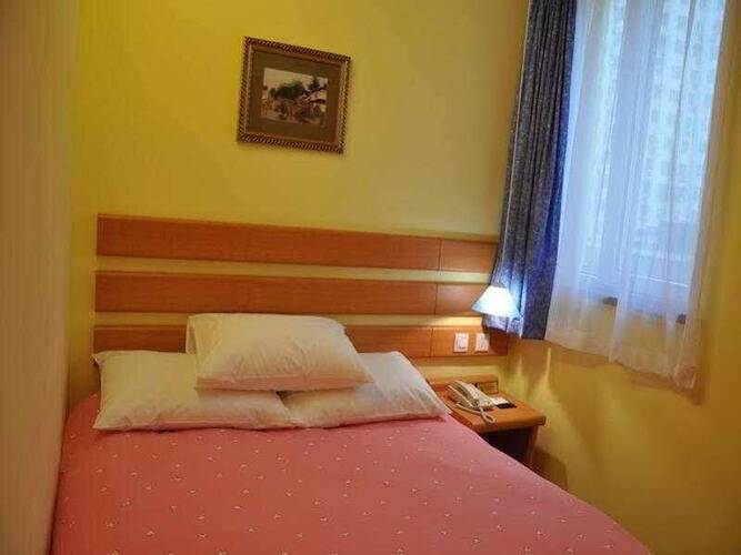 Home Inn Yanshaxinyuanli