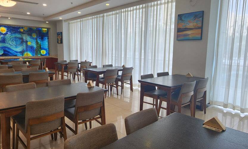 Wanshang Ruyi Hotel (Beijing Lugu East Street)