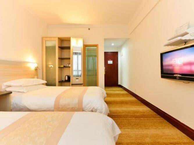 Sunkist International Hotel