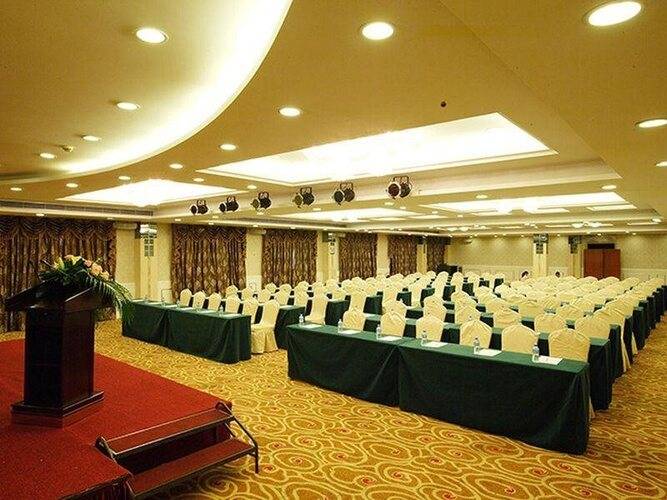Hongluyuan Ningjiang Grand Hotel