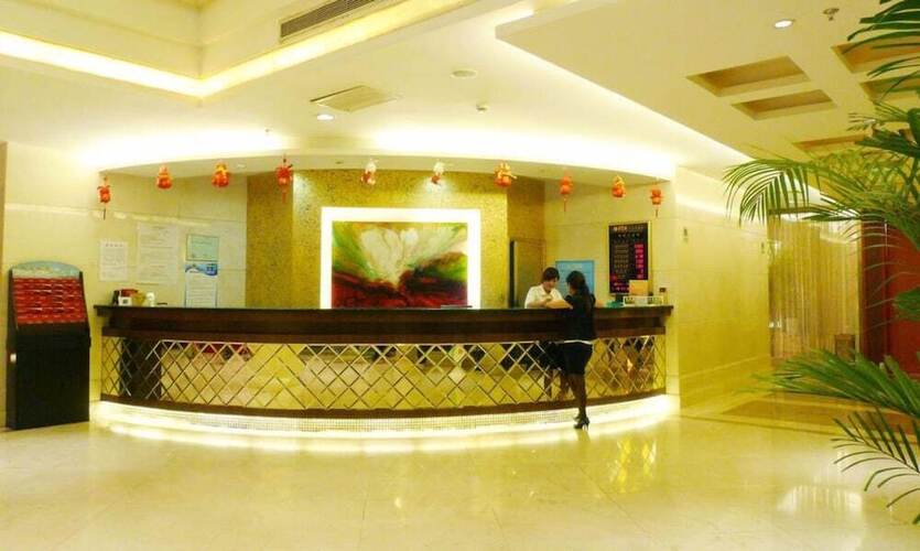 Hongluyuan Ningjiang Grand Hotel