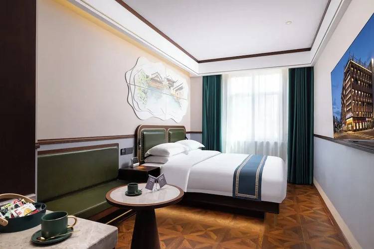 Nostalgia S Hotel(Shanghai Railway Station & Suzhou Creek)