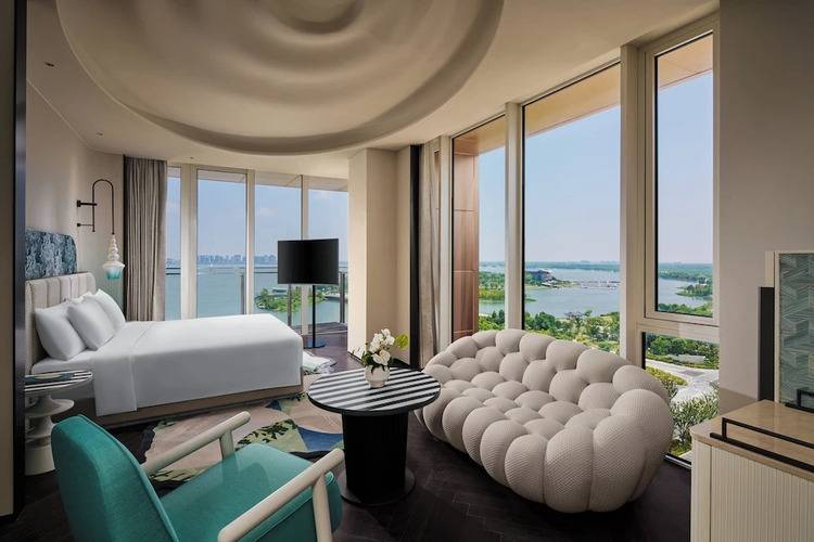 Hotel Indigo Shanghai Harbour City By Ihg