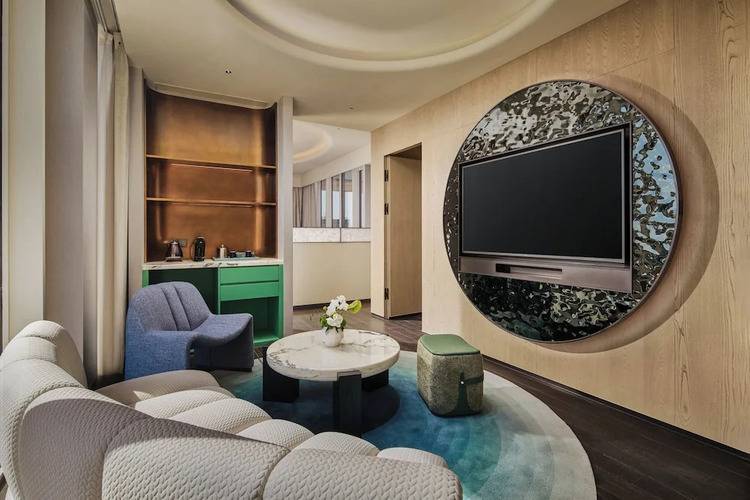 Hotel Indigo Shanghai Harbour City By Ihg