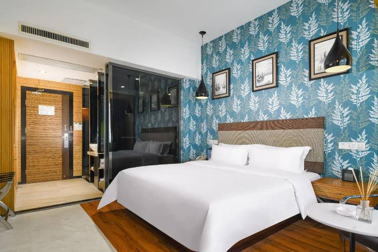 Gondola Taikoo Hotel