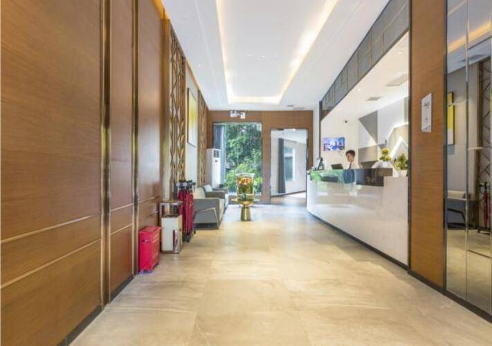 Borrman Hotel Guangzhou Meihua Garden Metro Station