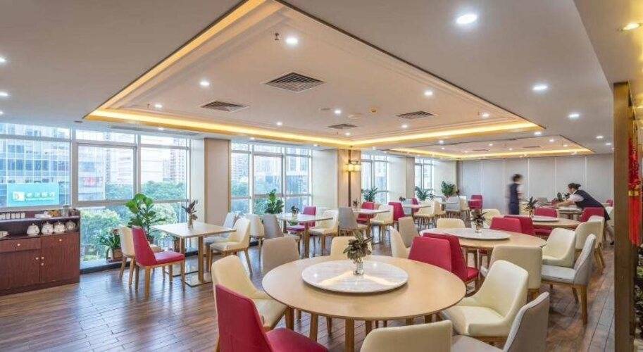 Echeng Hotel - Tongji Holiday Hotel Guangzhou Zhujiang New Town