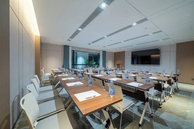 Yizhi Hotel - Guangzhou Shamian Island Huangsha Metro Station-Canton Fair Free Shuttle Bus Included Breakfast