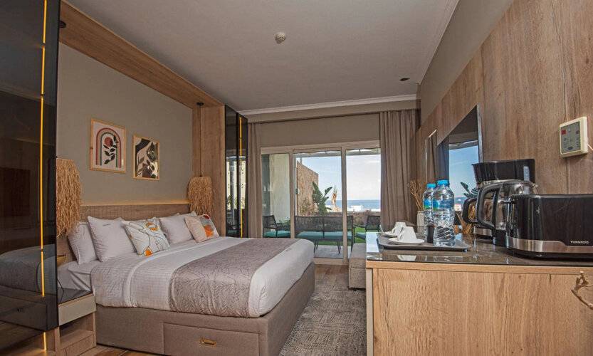 Outstanding Sea View-Azzurra Apartments