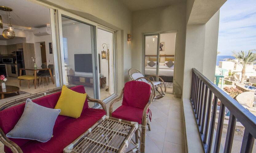 Outstanding Sea View-Azzurra Apartments