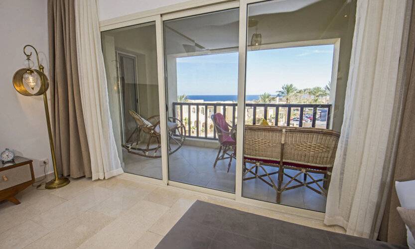 Outstanding Sea View-Azzurra Apartments