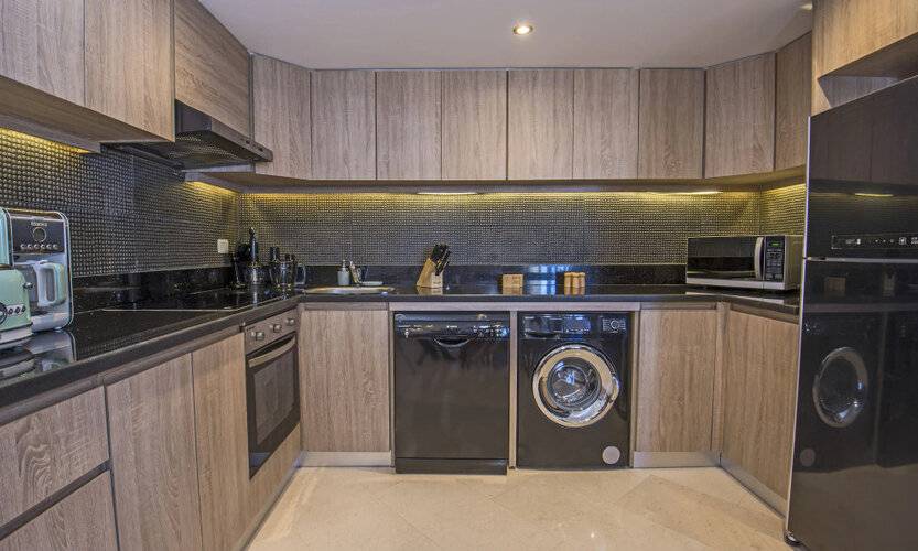 Outstanding Sea View-Azzurra Apartments