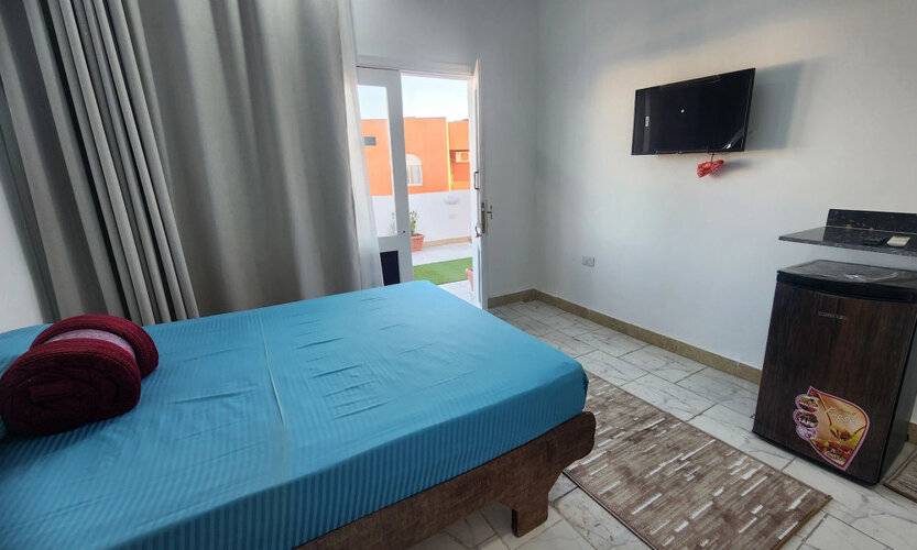 White Roof - Hurghada