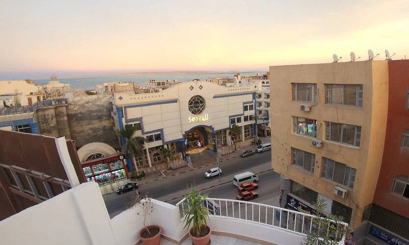 White Roof - Hurghada
