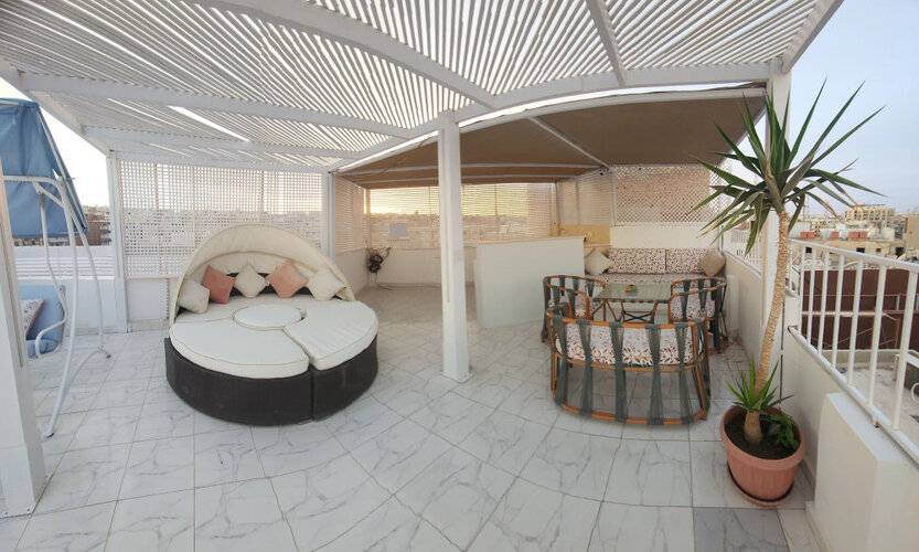 White Roof - Hurghada