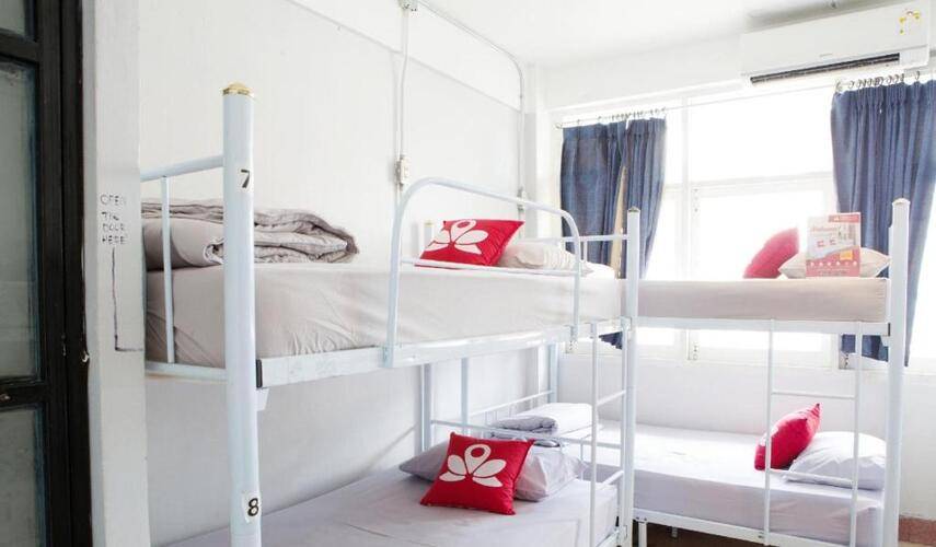 Oyo 688 Bangkok Hub Hostel
