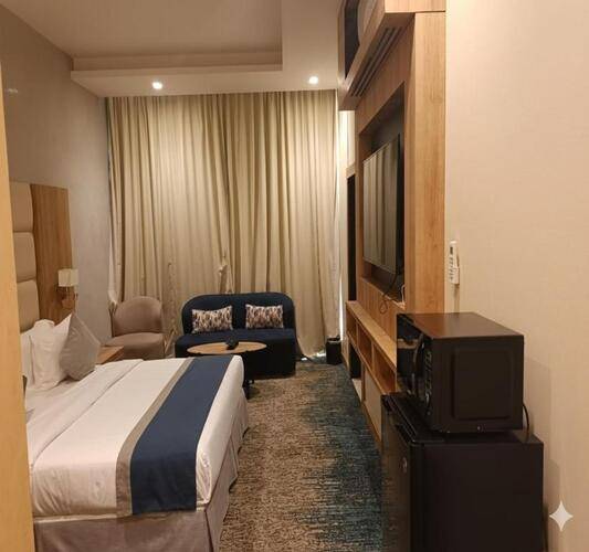 Sunday Luxury Central (Ex. Anan Hotel)