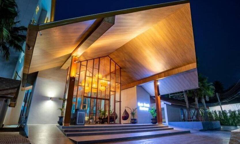 Palmyrah Surin Beach Residence