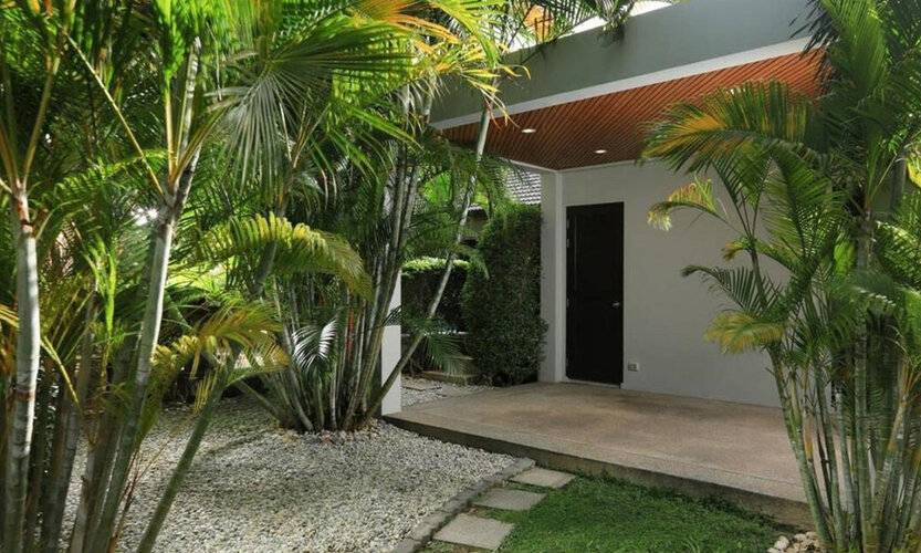 Villa Heni | Private Pool 3br Villa | Naiharn Beach