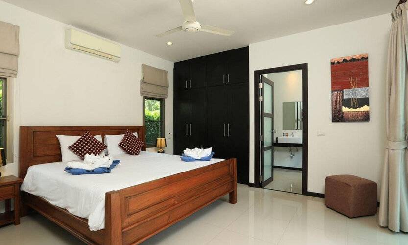 Villa Heni | Private Pool 3br Villa | Naiharn Beach