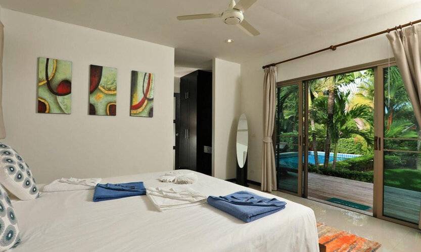 Villa Heni | Private Pool 3br Villa | Naiharn Beach