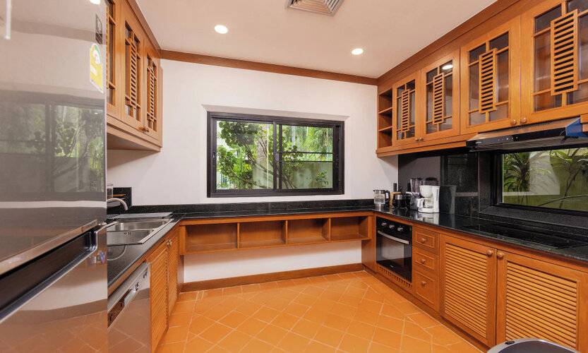 Baan Bua Estate By Tropiclook