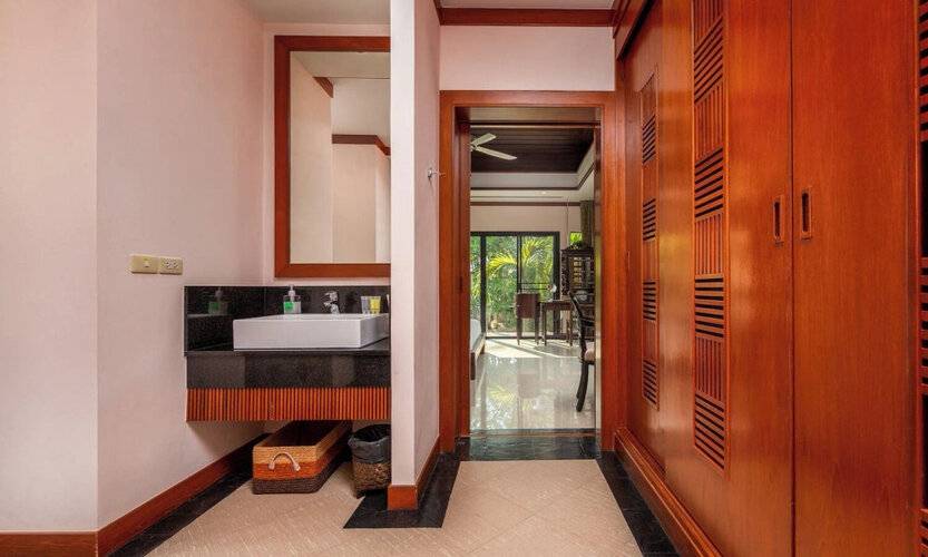 Baan Bua Estate By Tropiclook