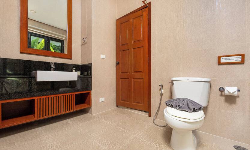 Baan Bua Estate By Tropiclook