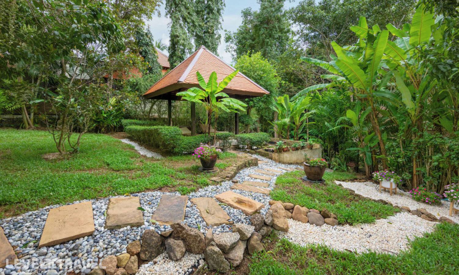 фотографии отеля Baan Bua Estate By Tropiclook в Таиланд(Най Харн) - фото №109