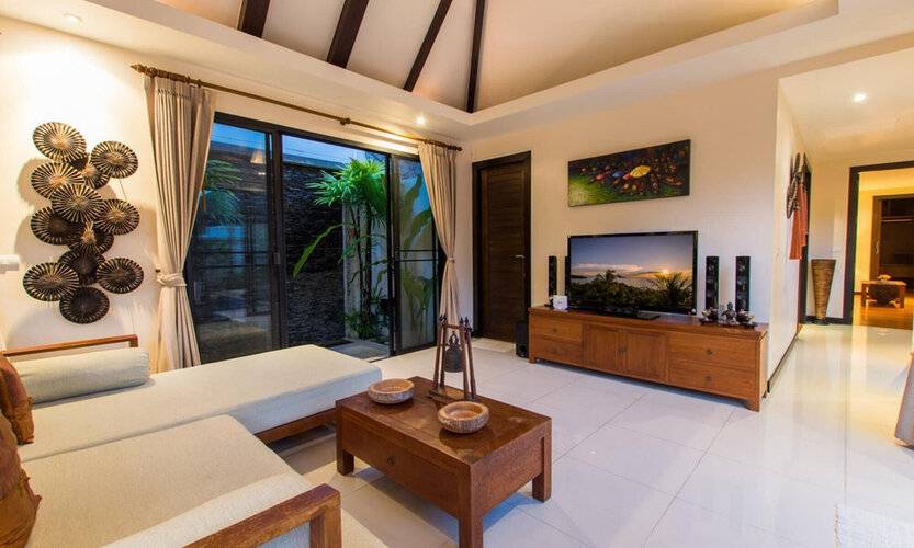 Tulip Pool Villa