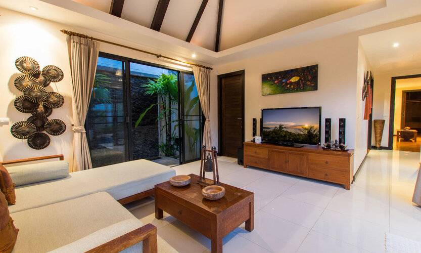 Tulip Pool Villa