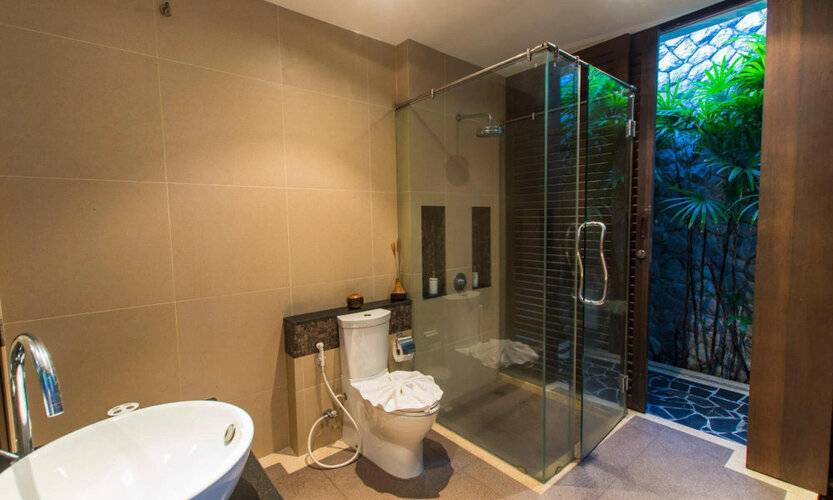 Tulip Pool Villa