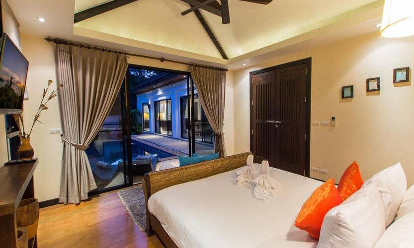 Tulip Pool Villa