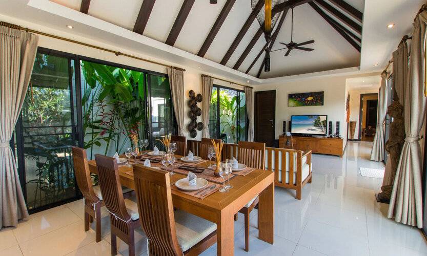 Tulip Pool Villa