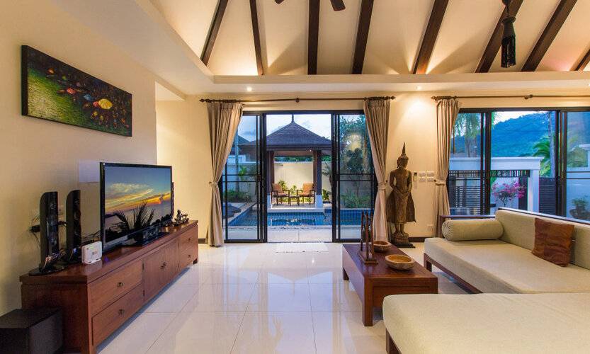 Tulip Pool Villa