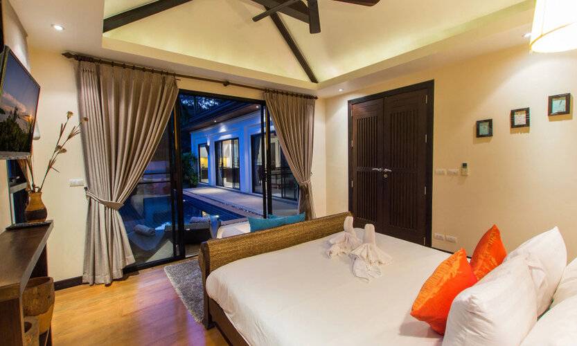 Tulip Pool Villa