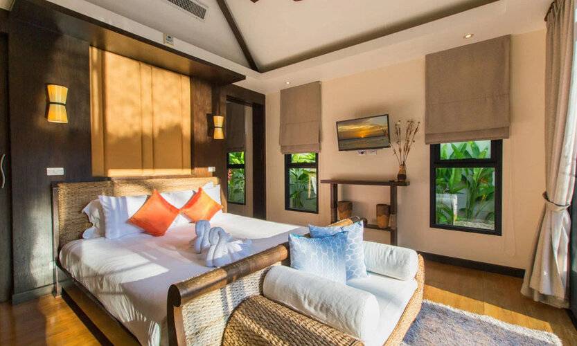 Tulip Pool Villa