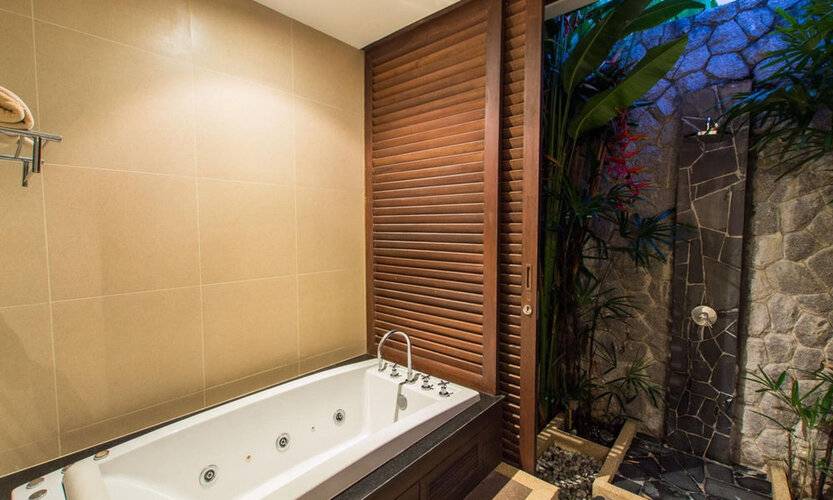 Tulip Pool Villa