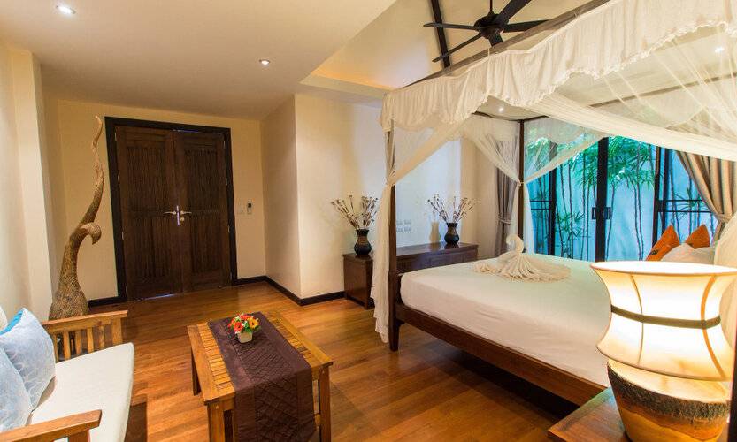 Tulip Pool Villa