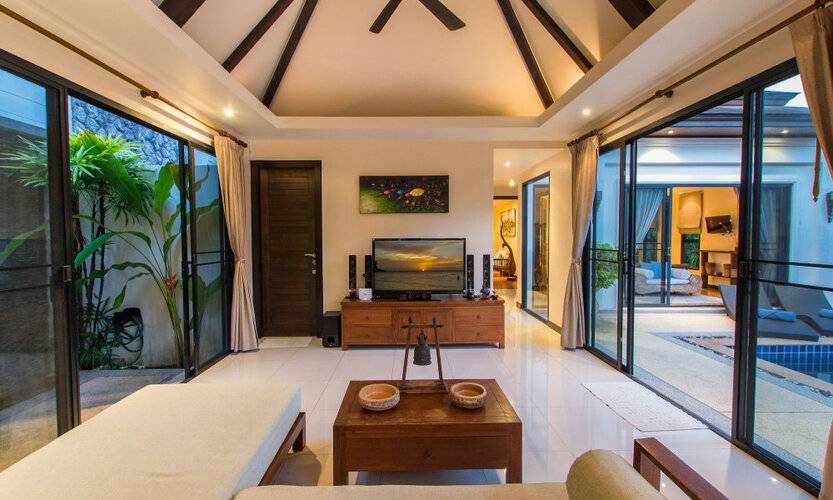 Tulip Pool Villa