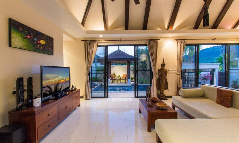 Tulip Pool Villa