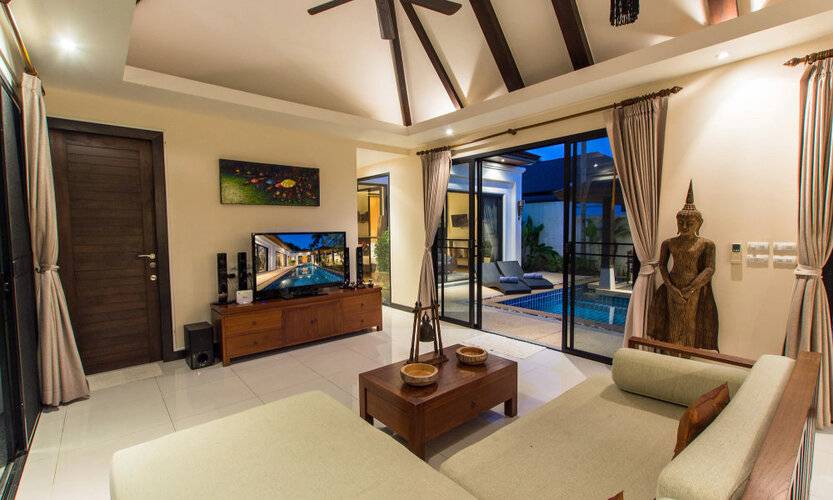 Tulip Pool Villa