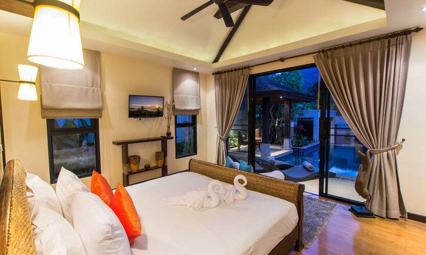 Tulip Pool Villa