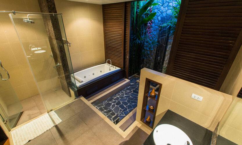 Tulip Pool Villa
