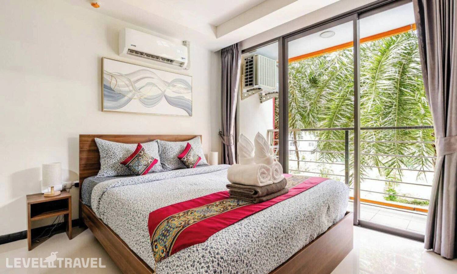 фотографии отеля Naiharn Pearl Condo Hotel By Villacarte в Таиланд(Най Харн) - фото №7