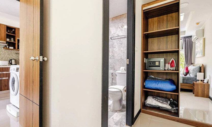 Naiharn Pearl Condo Hotel By Villacarte