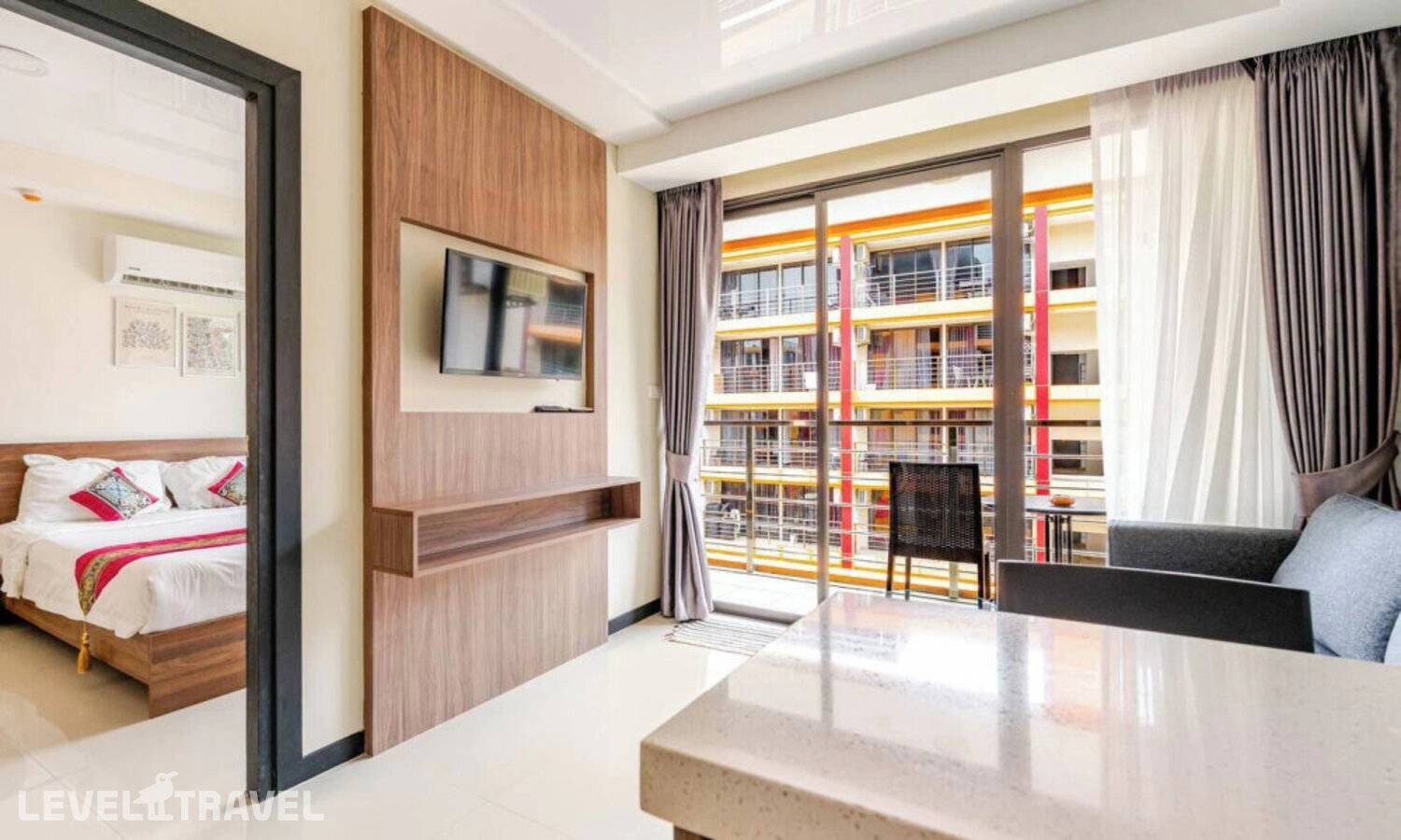 фотографии отеля Naiharn Pearl Condo Hotel By Villacarte в Таиланд(Най Харн) - фото №18