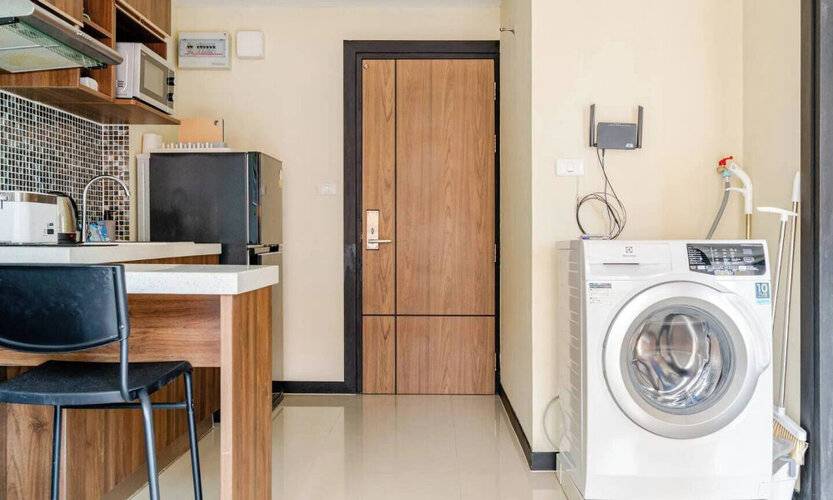 Naiharn Pearl Condo Hotel By Villacarte