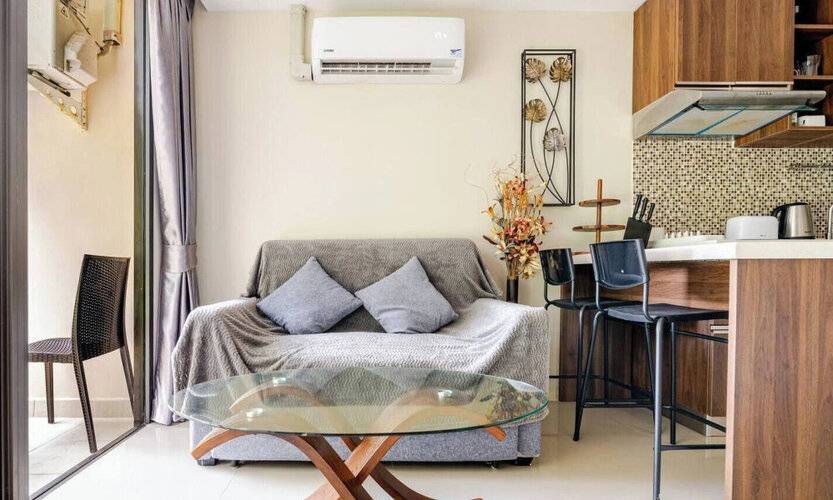 Naiharn Pearl Condo Hotel By Villacarte