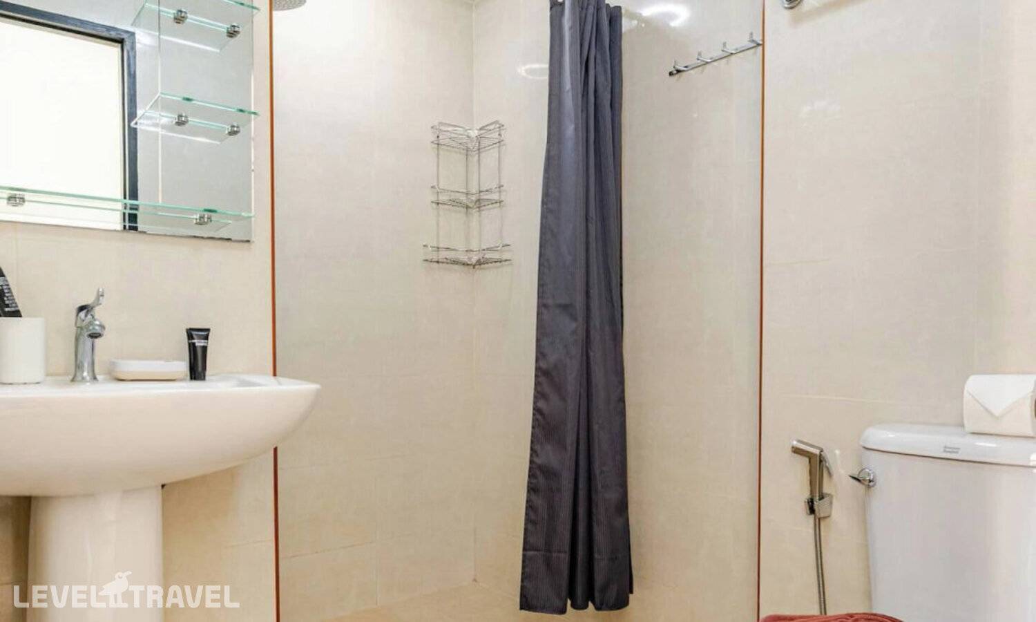 фотографии отеля Naiharn Pearl Condo Hotel By Villacarte в Таиланд(Най Харн) - фото №44